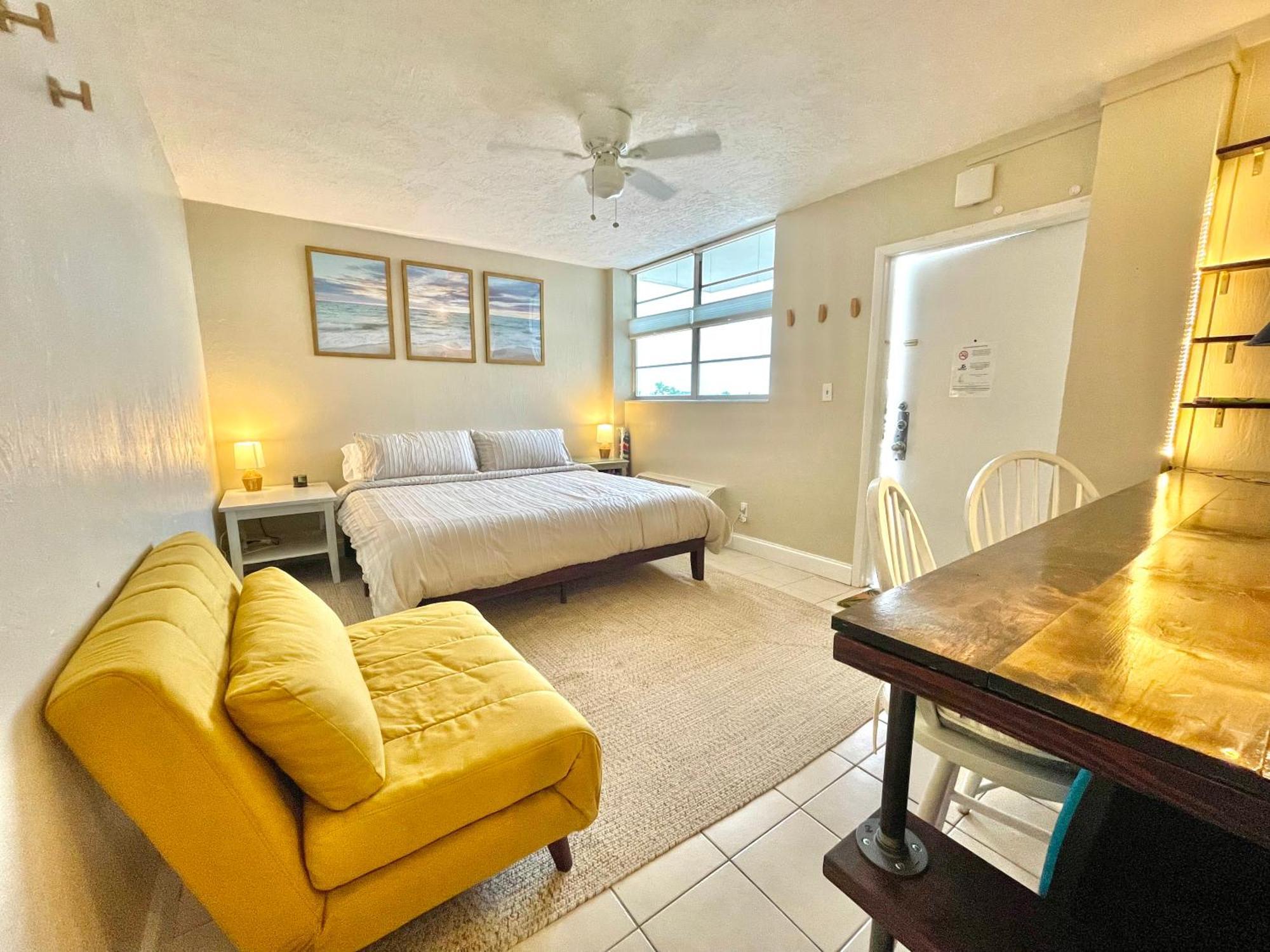 Sunset Studio Daytona Beachfront Esterno foto