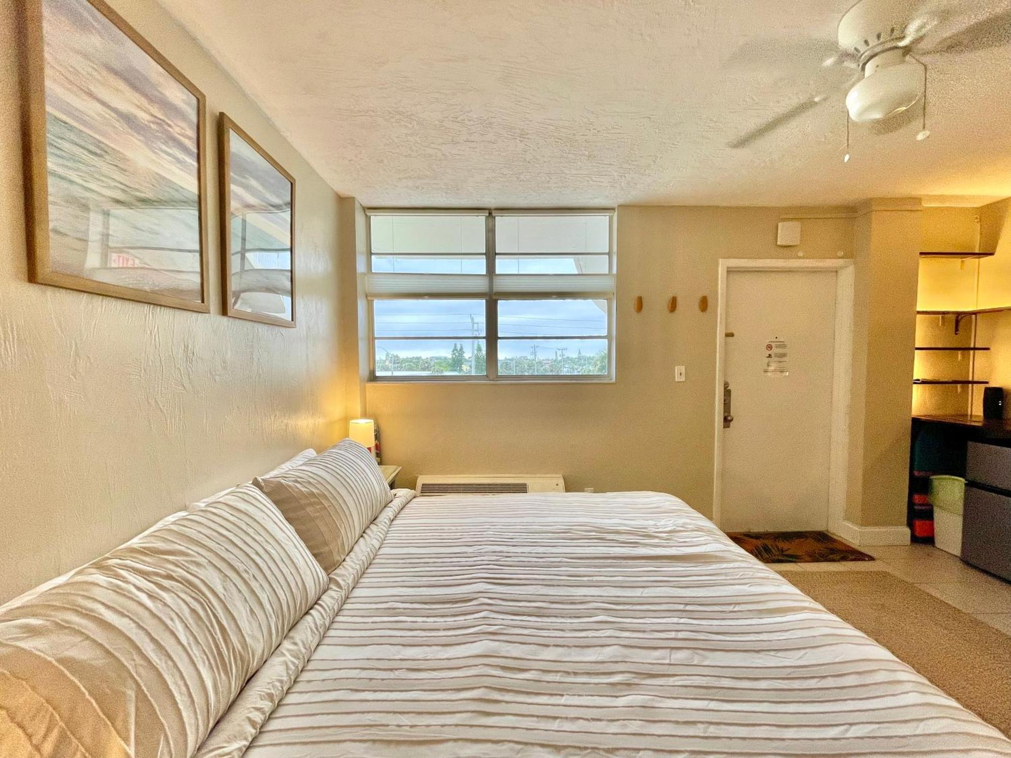 Sunset Studio Daytona Beachfront Esterno foto